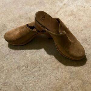 Ugg authentic suede leather studded clog shoes wedged heels.